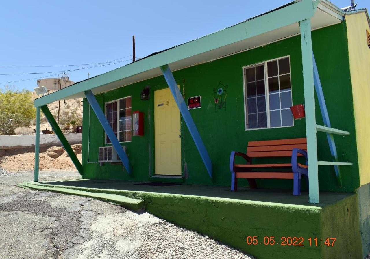 9 Palms Inn Twentynine Palms Exterior photo